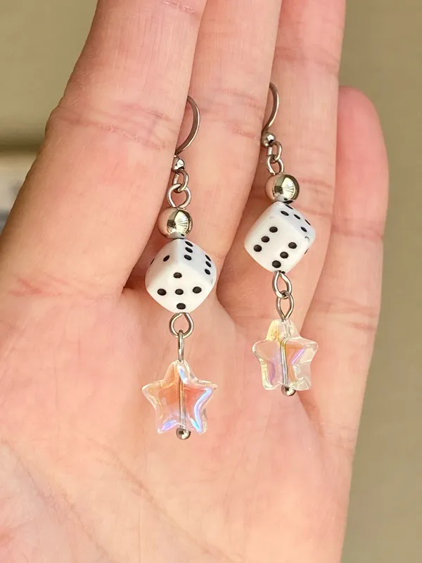 Handmade dice & star grunge funky y2k style dangle earrings 🎲⭐️ - Image 5