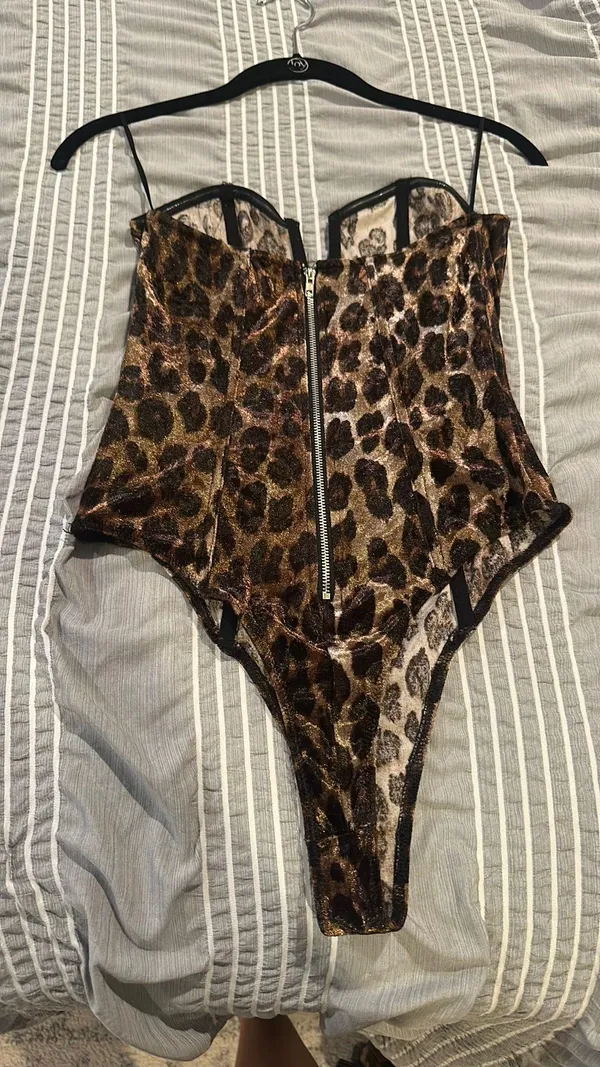 Cheetah bodysuit - Image 2