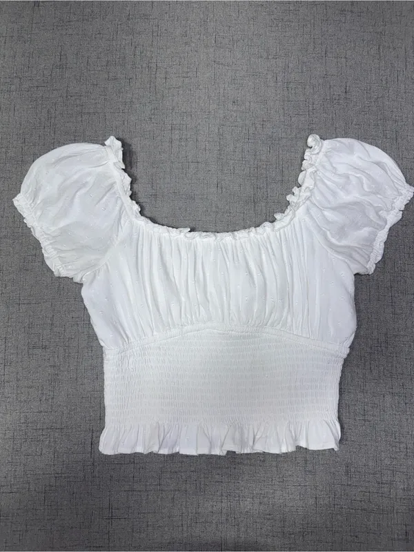 Hollister White Crop Top Puff Sleeves Smocked Ruffled Square Neckline Large - Image 3