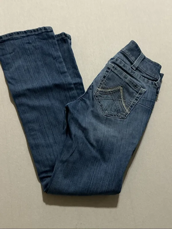 Ariat Classic Medium Blue Straight-Leg Jeans - Image 7