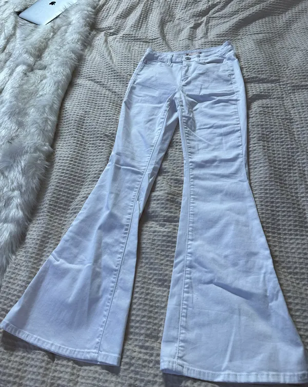 SO White High Rise Flare Jeans - Image 2