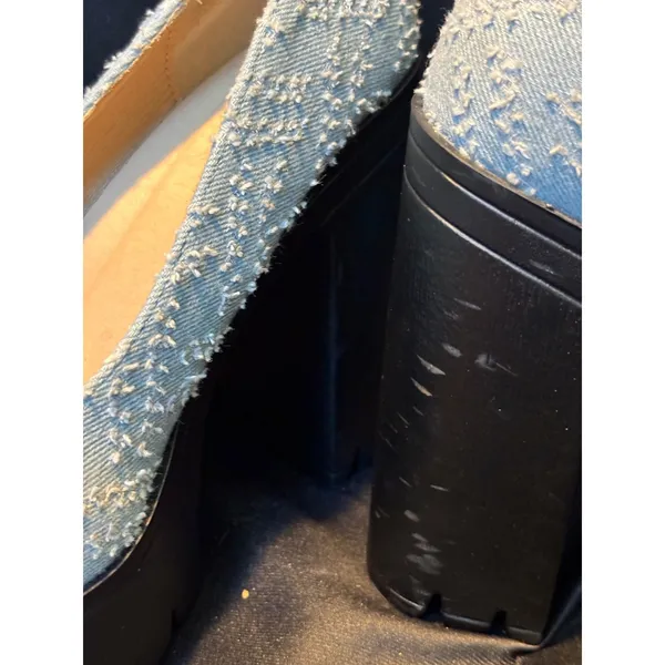 Light‎ Wash Distressed Denim Platform Pumps Chunky Black Lug Sole Block Heel Y2K Blue Size 7 - Image 6