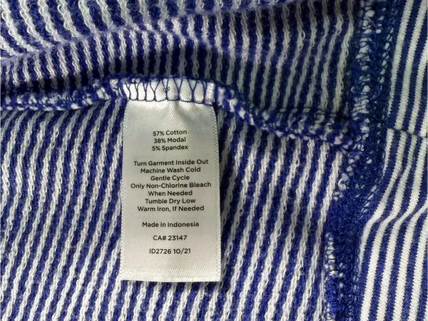 Talbots Blue and White Hooded Zip - Image 8