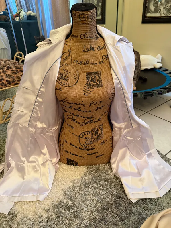 Beautiful jacket size fits XS/S 🩷 White - Image 8