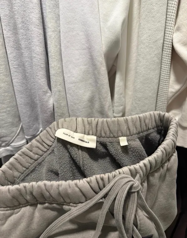 Essentials Fear of God Sweatpants - Image 5