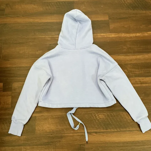 SHEFIT Luxe Cropped Hoodie Periwinkle Blue Drawstring Thumbhole Size M Top - Image 3