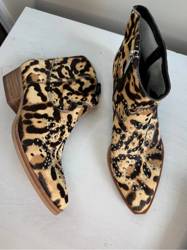 Gianni Bini NWOT Brycin Studded Calf Hair Ankle boots Sz 5.5 - Image 14