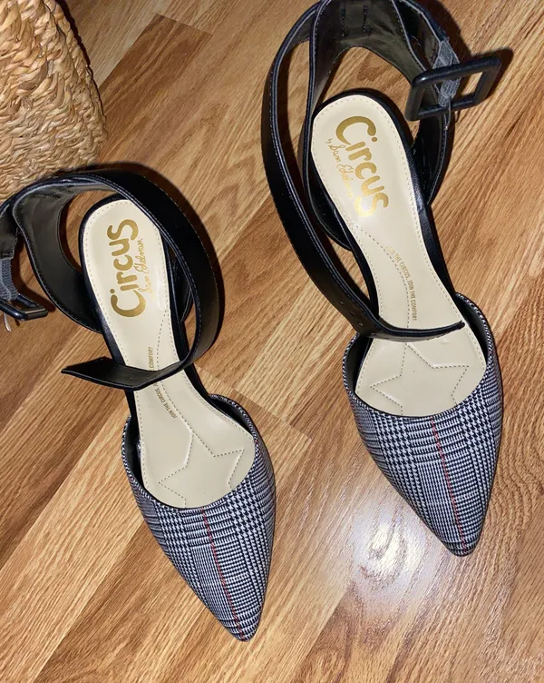 Heels  - Image 2