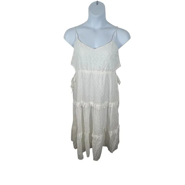 Lulus Summertime Babe White Eyelet Midi Dress NWT Medium - Image 4