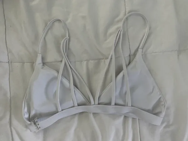 Zaful White Bikini Top - Image 4