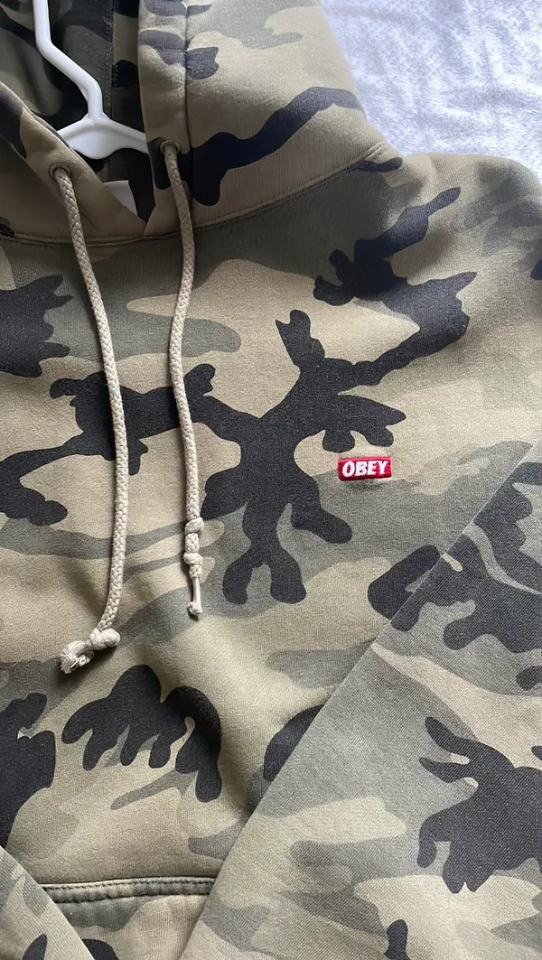 Obey Camo Hoodie - Image 2