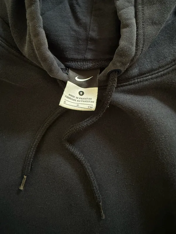 Nike Black Hoodie - Image 6
