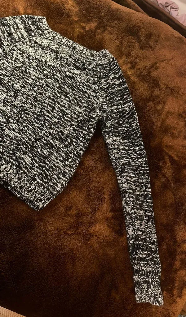 Kohl's Striped Sweater - Image 8