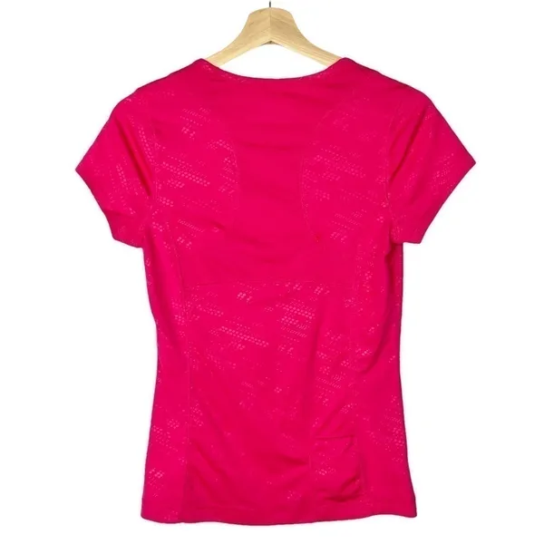 Tek Gear Hot Pink Short Sleeve Athletic Top‎ S - Image 2