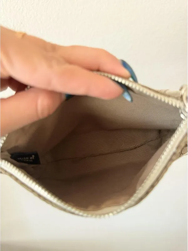 Vintage Tan and White Coach Wristlet with Tassel - Image 4
