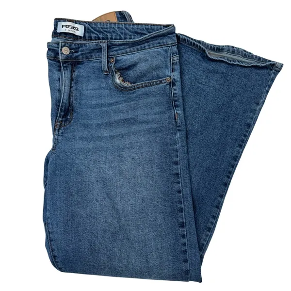 RSQ Flare Leg Jeans Medium Wash Y2K 90s Style Bootcut Denim Women's‎ Size 33 - Image 4