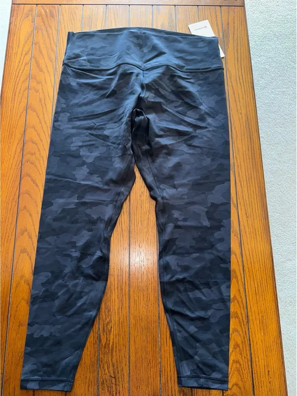 Lululemon Align High Rise 28” Heritage Camo Deep Coal Multi Size 18 NWT - Image 3