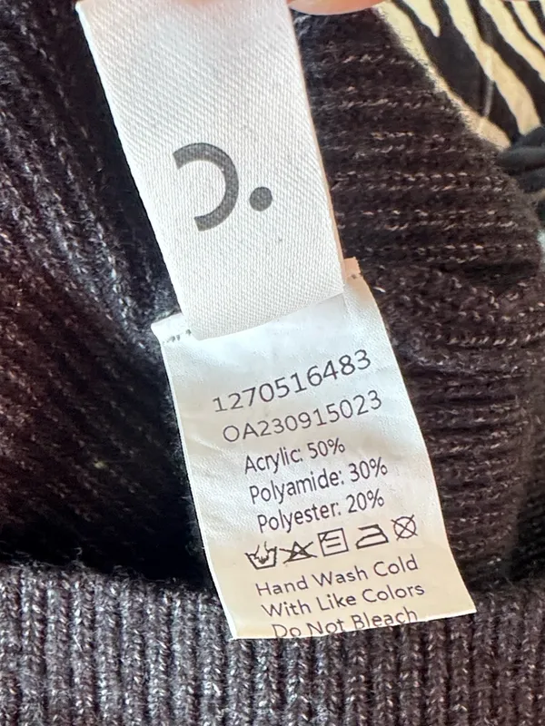 Commense Cropped Long Sleeve Knit Cardigan Black Small - Image 5