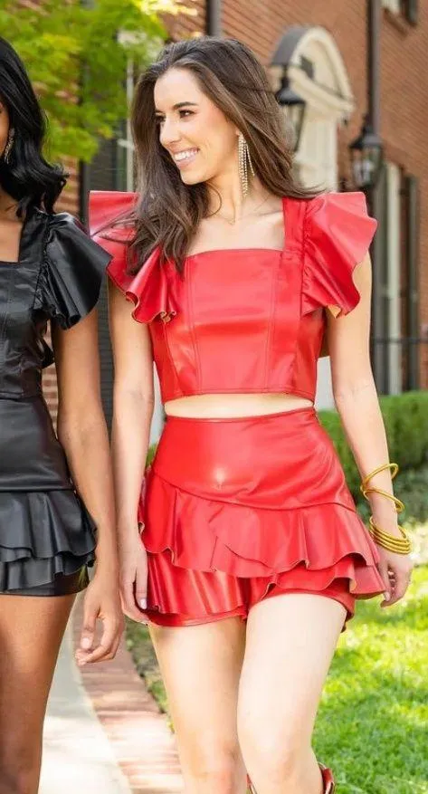 BuddyLove Erin Top Red Size Medium NWT - Image 2