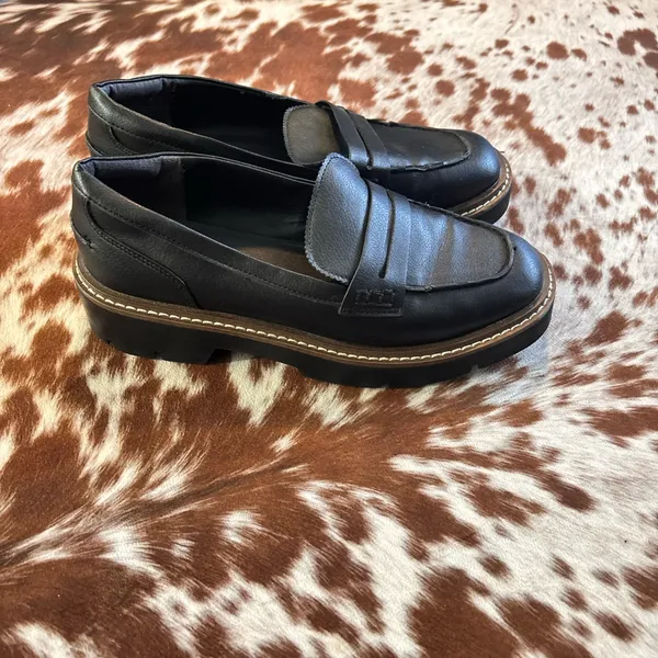 Black Platform Penny Loafers Nordstrom Rack size 7 - Image 3