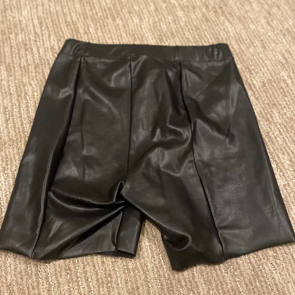 Black bike shorts - Image 2