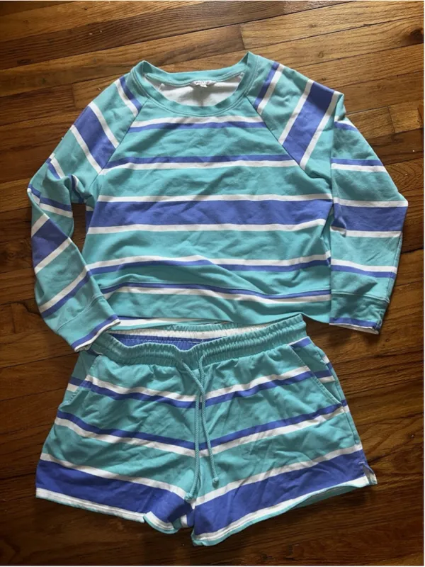 Wildfox 2-Piece Lounge Set - Striped Blue Aqua White Sweatshirt & Shorts Medium - Image 8