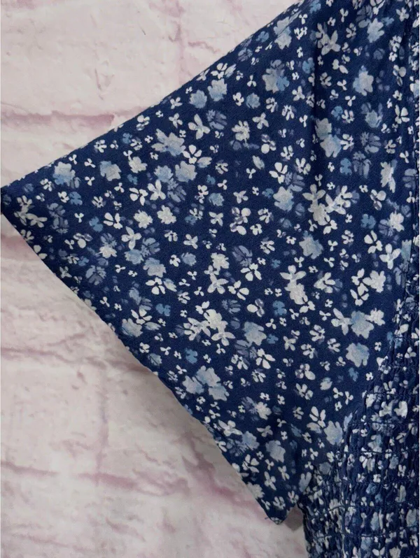 Old Navy Blue Floral Smocked Peplum Top Women’s Large Boho Cottagecore - Image 6
