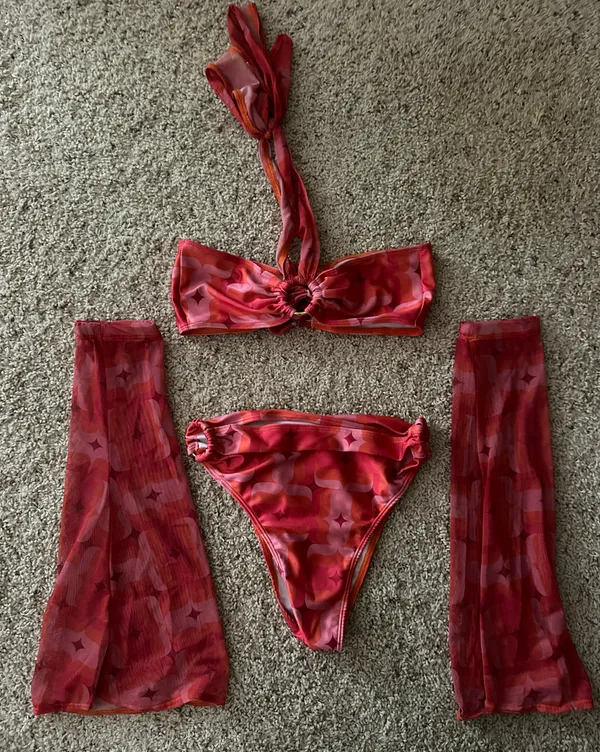 Tasteful Girl Festival Set - Image 2