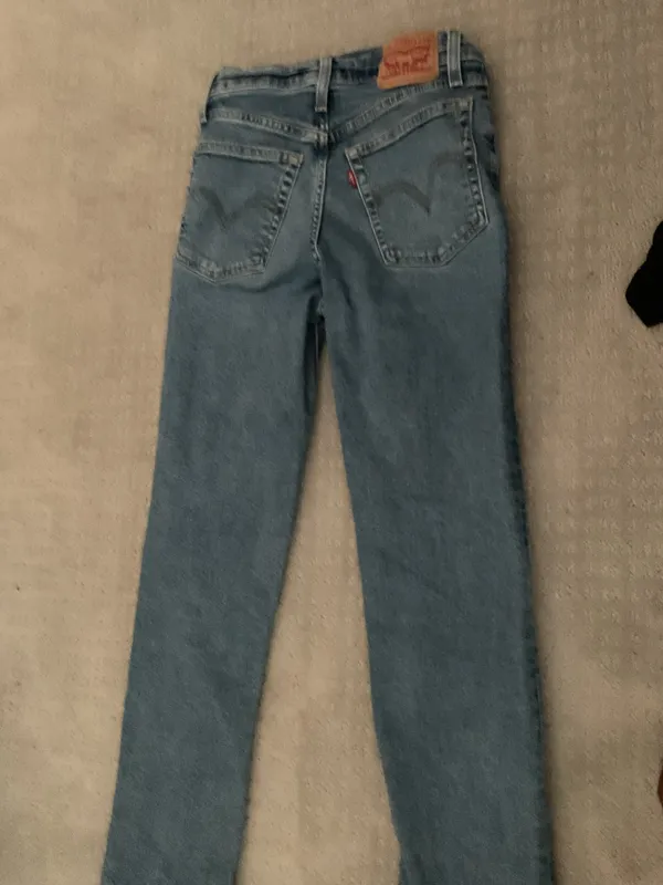 Levi’s - Image 2