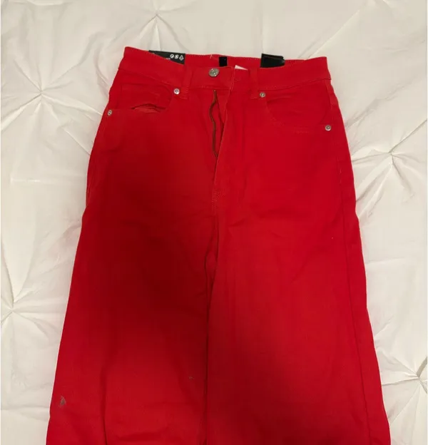 H&M Wide-Leg High-Waisted Jeans - Image 3