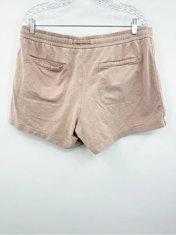 Athleta Farallon Heathered Short Blush Pink/Beige Size‎ 16T - Image 3
