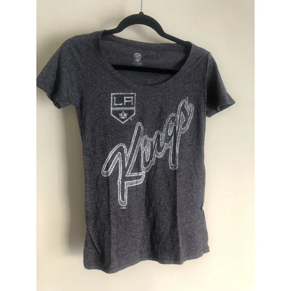 Los Angeles LA Kings Hockey NHL Tee Shirt Top Sz Medium Official License - Image 2