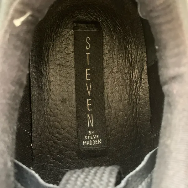 Steve Madden 9.5 black leather casual platform sneakers - Image 3