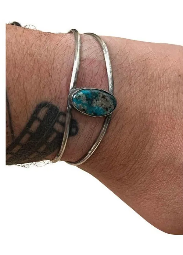 Vintage Sterling Silver and Turquoise Cuff Bracelet, Delicate Turquoise Cuff - Image 6