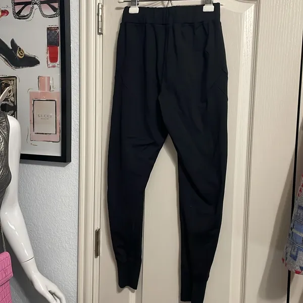 Alphalete‎ Black Pro Elite Premium Joggers Athleisure Cozy loungewear rest day - Image 5