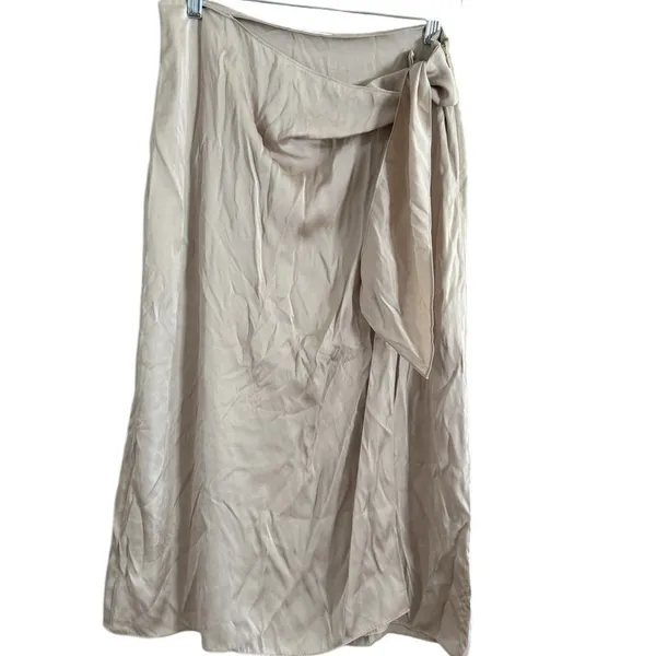 Club Monaco Cream Midi Wrap Skirt - Image 2