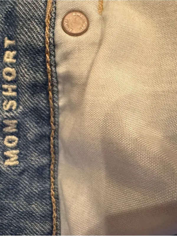 American Eagle Mom Short Distressed Denim Shorts – Size 12 - Image 5