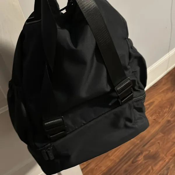 Beyond Yoga Backpackk - Image 4