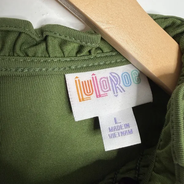 NWOT Lularoe Blouse Green Balloon Sleeves Large‎ Ruffle Neckline Flowy Casual - Image 4