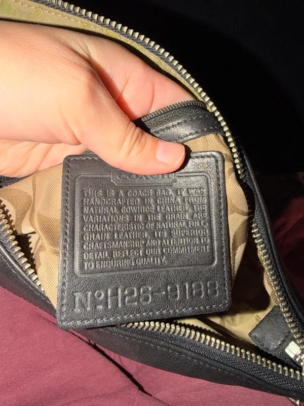 Coach Leather Crossbody Bag - Image 6