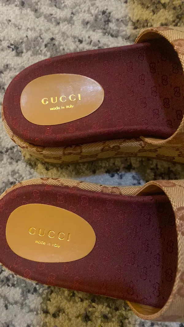 Gucci GG Supreme Platform Sandal Size 35 - Image 2