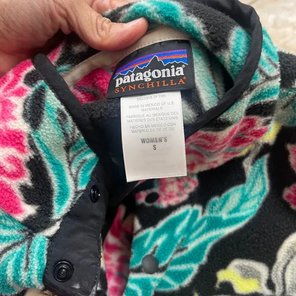 Patagonia Synchilla Snap-T Floral Fleece Pullover Mondays Black size sm Womens - Image 9