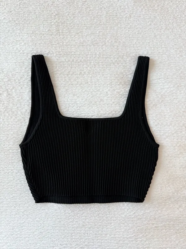 NWT Aritzia Babaton Sculpt Knit Tank - Image 2