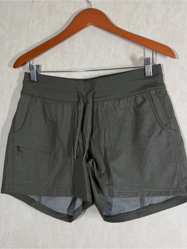 The North Face Women’s Aphrodite Arise Shorts 3.5” Hiking Outdoor in Green M - Image 3