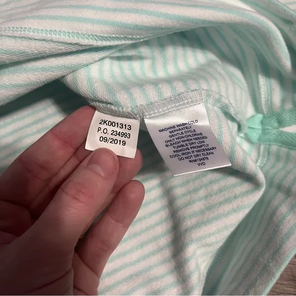 Vineyard Vines Mint Blue and White Striped Hoodie; Small - Image 5