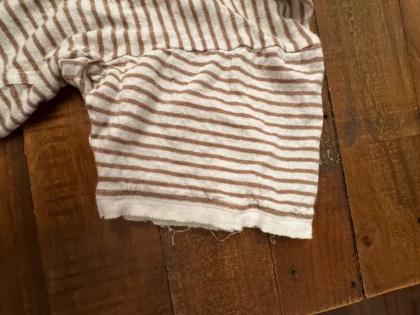 FRAME Organic‎ Linen Striped Pocket Tee - Image 4