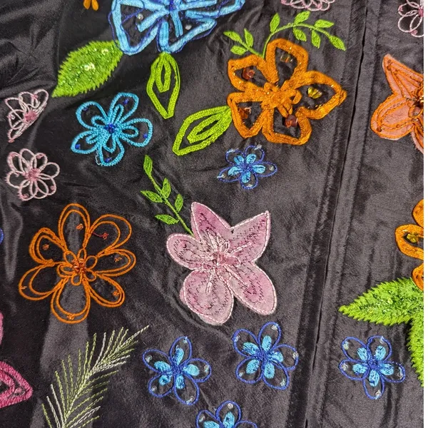 Vtg Y2K Black Colorful Floral Embroidered Silk Full Zip Windbreaker Jacket Sz M - Image 3