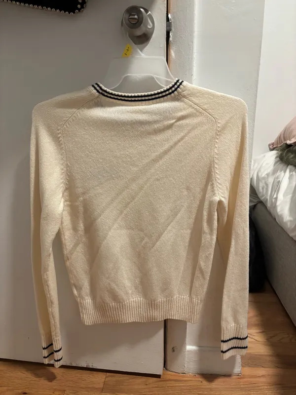 Brandy Melville New York Sweater - Image 3