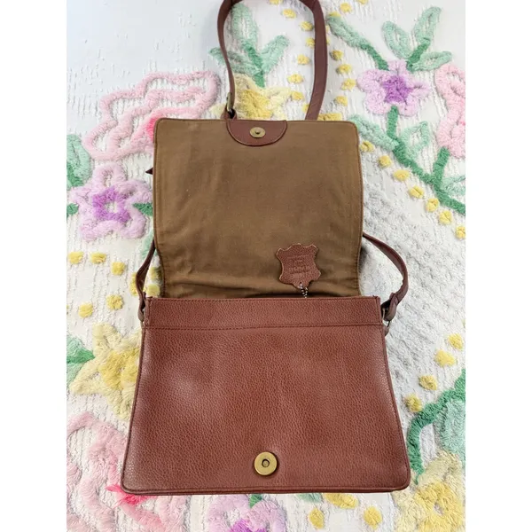 Vintage Brown Pebbled Leather Crossbody Bag Whipstitch Detail Adjustable Strap - Image 4