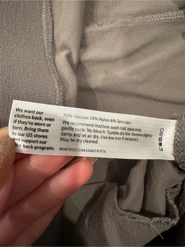 Eileen Fisher Washable Stretch Crepe Slim Pant in Chalk Size Large - Image 5